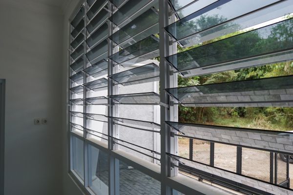 Jalousie Window Repair in Lake Orion