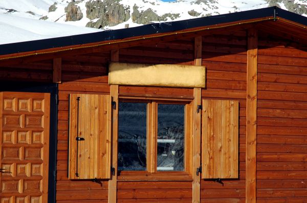 Cabin Window Repair in Lake Orion